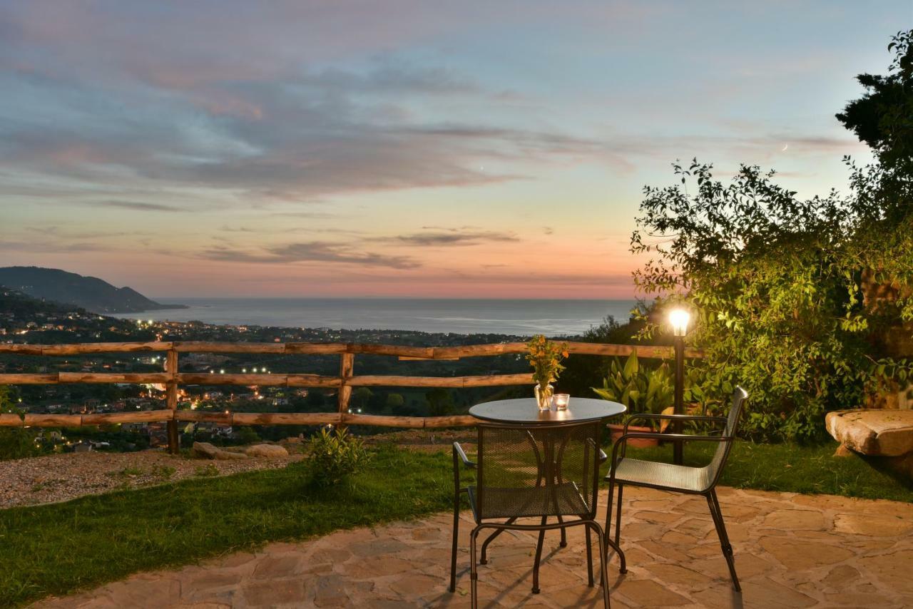 Casa Amigdala Bed & Breakfast Castellabate Luaran gambar